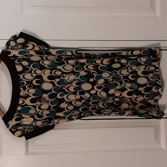 Blouse empire style with tie ups. - Picture 4 of 4